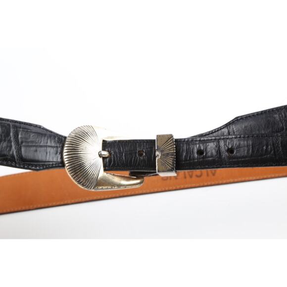 Vintage Onyx Black Croc Embossed Leather Belt Gold Buckle Classic Size 36 - Picture 8 of 13